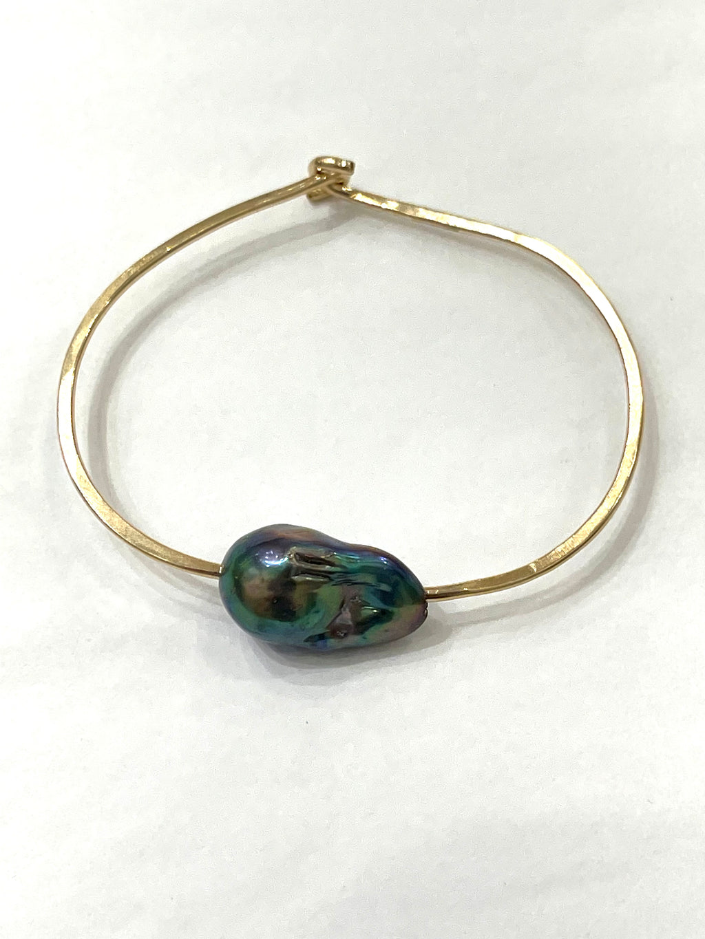 Single Baroque Pearl Bangle