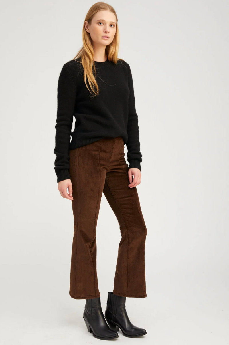 Ankle Flare with Princess Seam