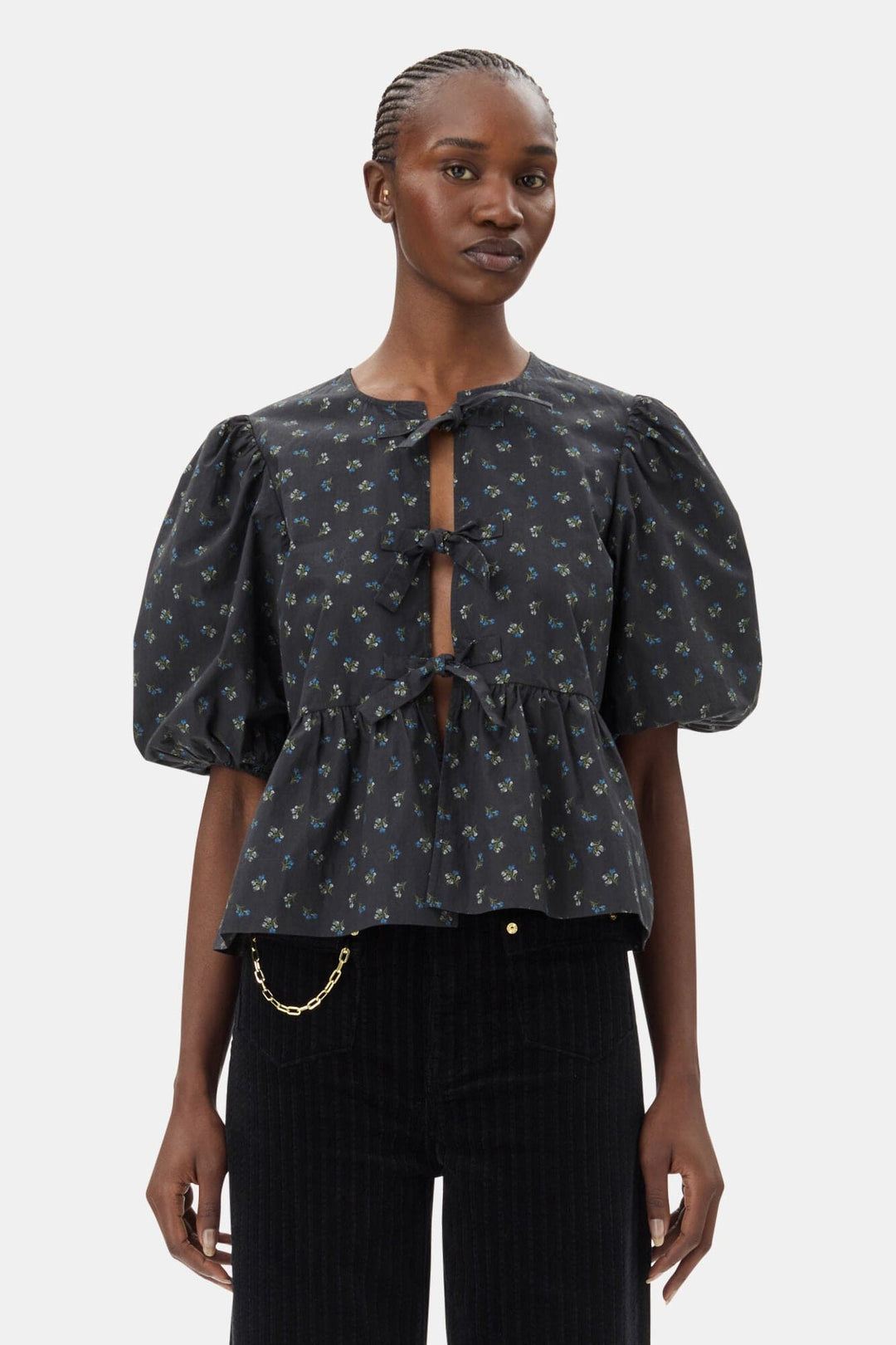 Ecru Willow Midnight Blue shops Double Ruffle V Neck Polka Dot Top XS